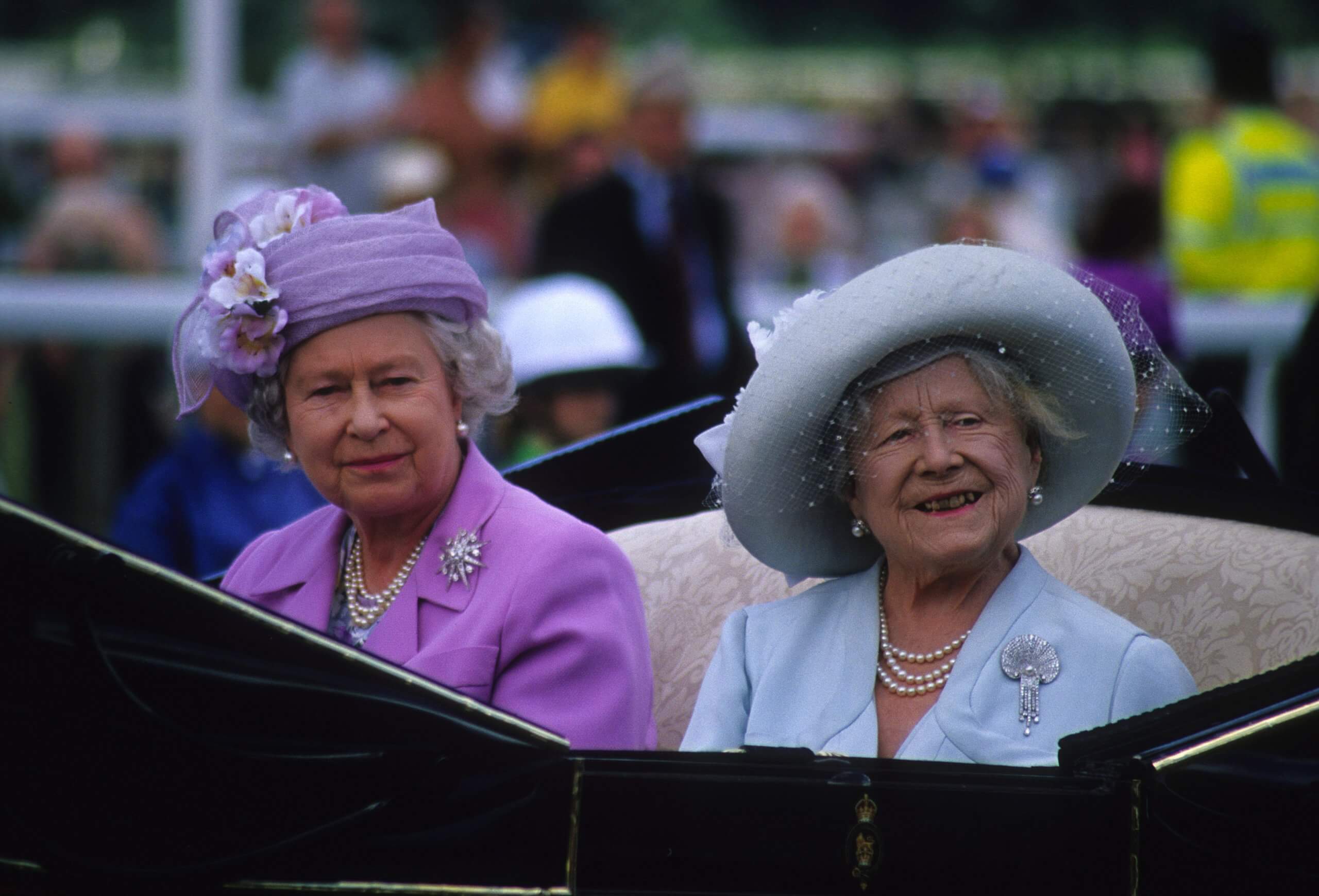 Hoe Heet De Moeder Van Koningin Elizabeth