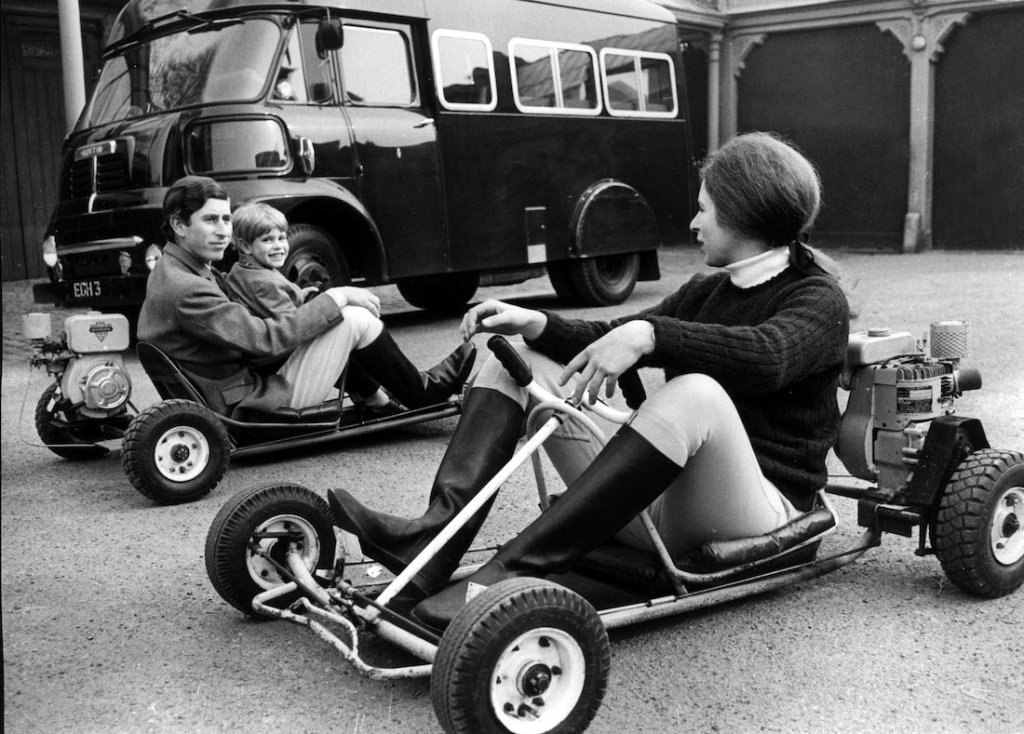 Hip hip hurray voor jarige prinses Anne met nieuwe kiekjes